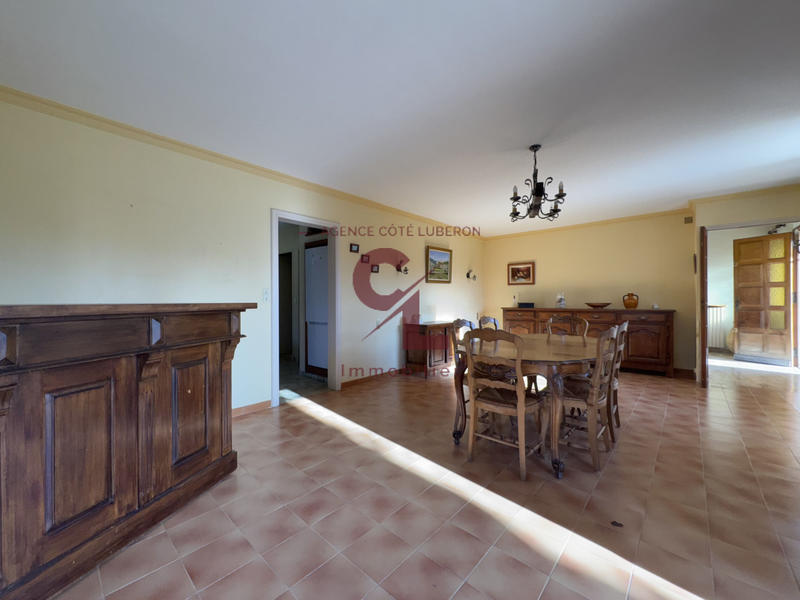 Maison - 170 m² - 5 pièces