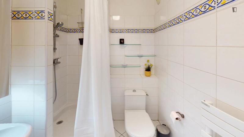 Chambre - 11 m² - 4 pièces