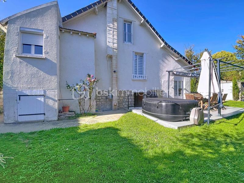 Maison - 83 m² - 5 pièces