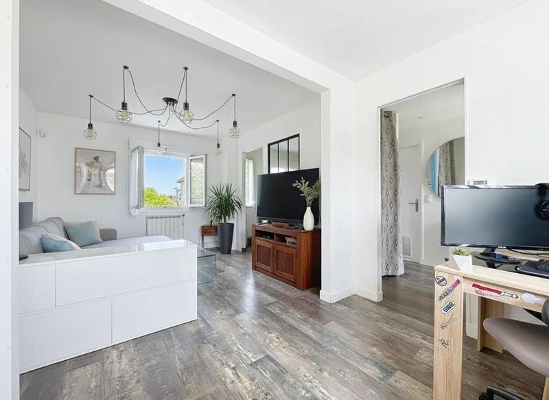 Maison - 67 m² - 5 pièces