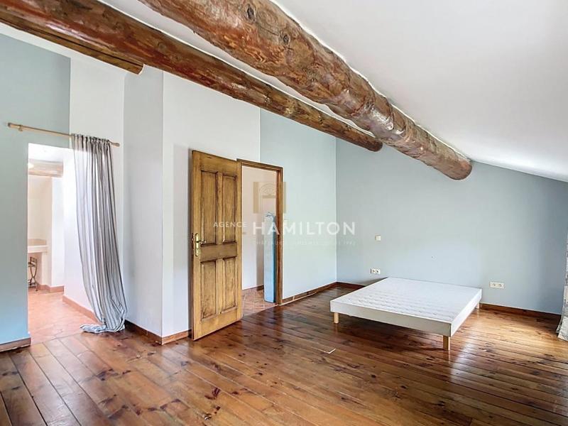 Mas - 346 m² - 6 pièces