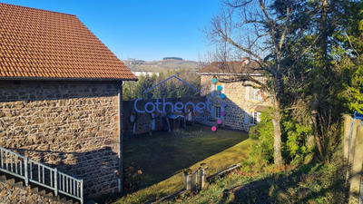 Maison ancienne - 256 m² - 8 pièces