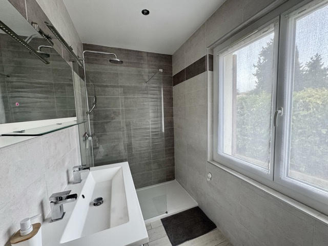 Maison - 105 m² - 4 pièces