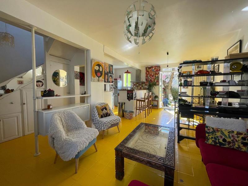 Maison - 90 m² - 4 pièces