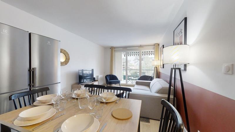 Appartement - 104 m² - 6 pièces