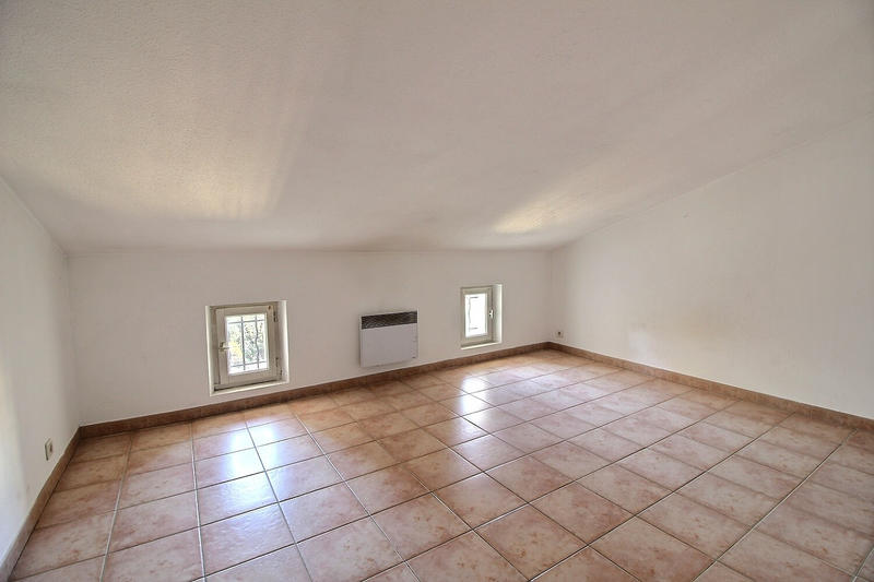 Immeuble - 5 pièces