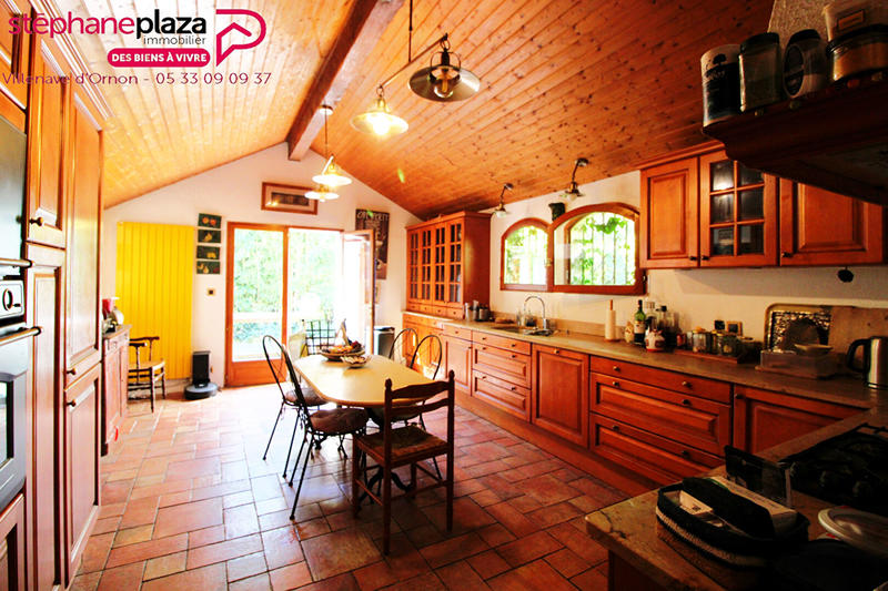 Maison - 159 m² - 7 pièces