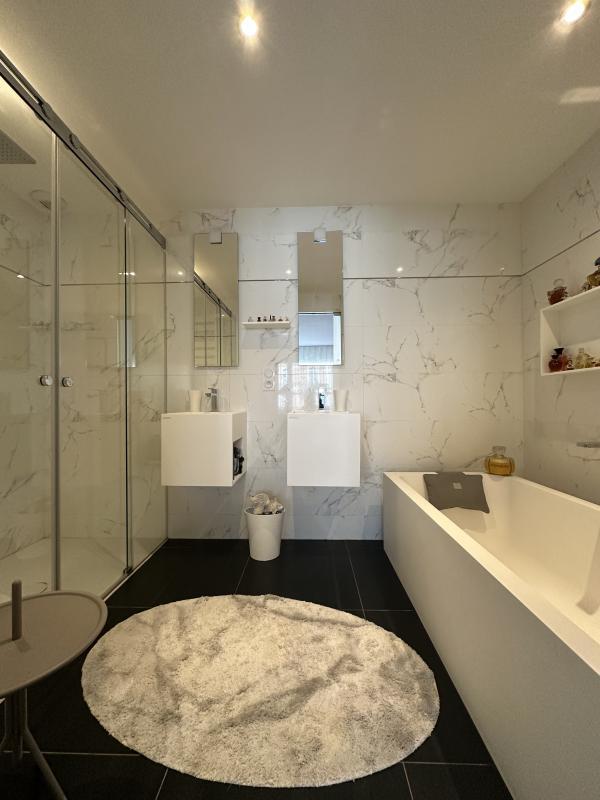 Appartement - 135 m² - 5 pièces