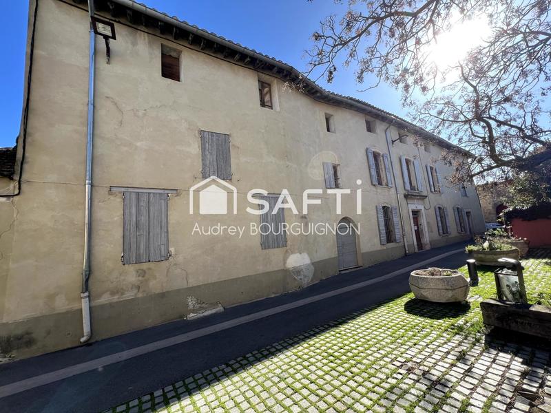 Loft - 470 m² - 14 pièces