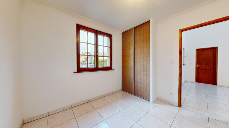 Maison - 172 m² - 6 pièces