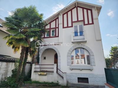 Maison - 100 m² - 4 pièces