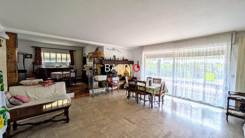 Villa - 354 m² - 11 pièces