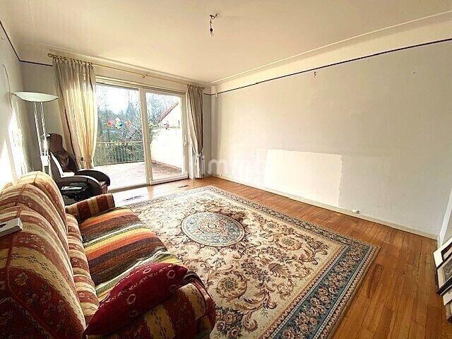 Maison - 286 m² - 9 pièces