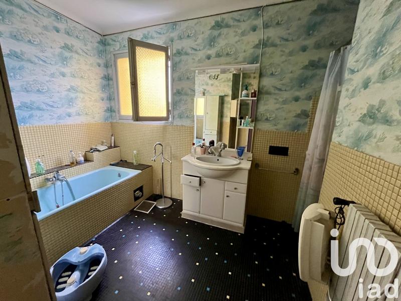 Maison - 140 m² - 5 pièces