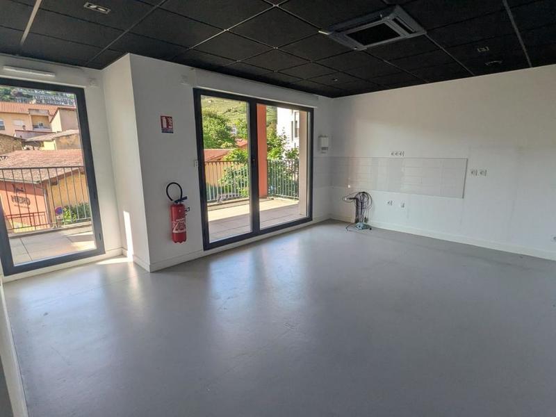 Appartement - 186 m² - 4 pièces