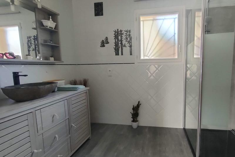 Maison - 200 m² - 6 pièces