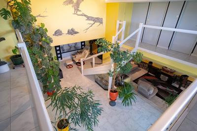 Maison - 213 m² - 6 pièces