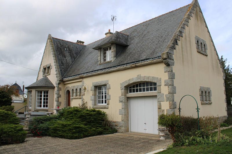 Maison - 172 m² - 7 pièces