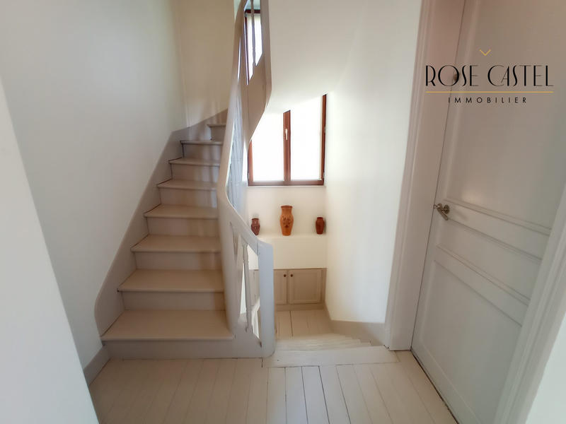 Maison ancienne - 210 m² - 7 pièces