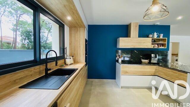 Maison - 178 m² - 6 pièces