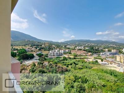 Appartement - 78 m² - 3 pièces