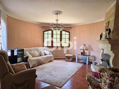 Villa - 205 m² - 6 pièces