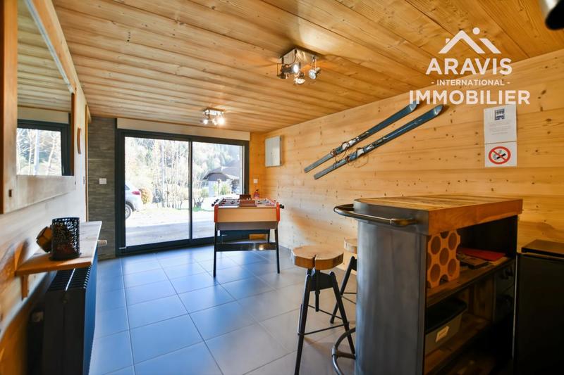 Châlet - 99 m² - 6 pièces