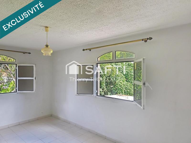 Maison - 225 m² - 7 pièces