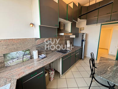 Appartement - 76 m² - 6 pièces