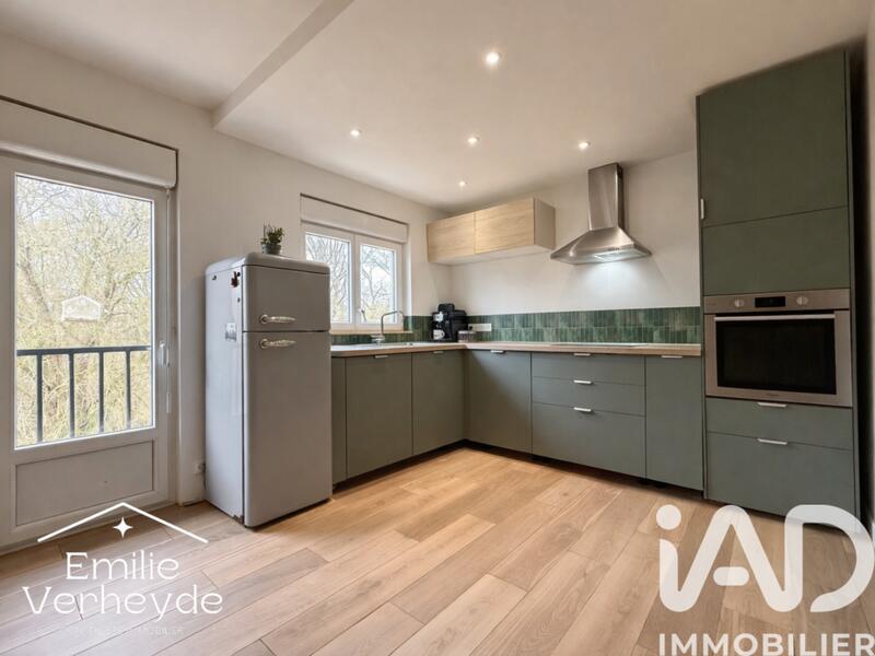 Maison - 93 m² - 5 pièces