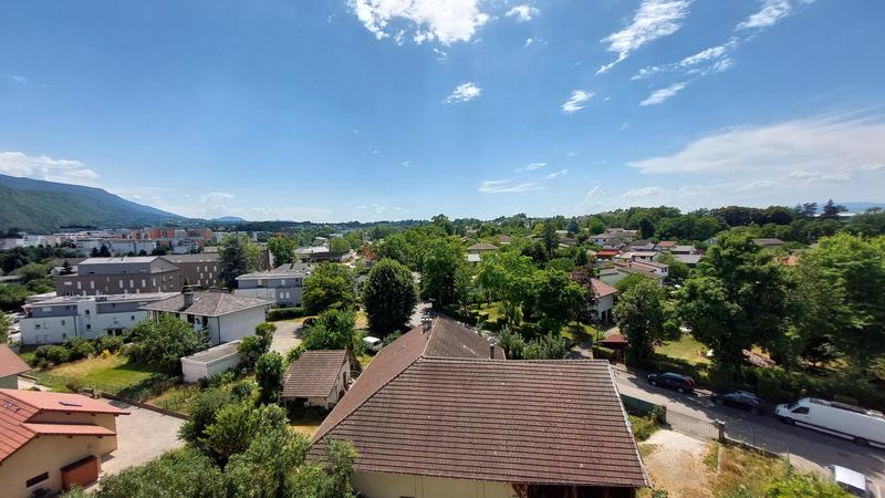 Appartement - 120 m² - 6 pièces