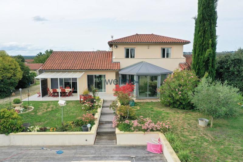 Maison - 176 m² - 6 pièces