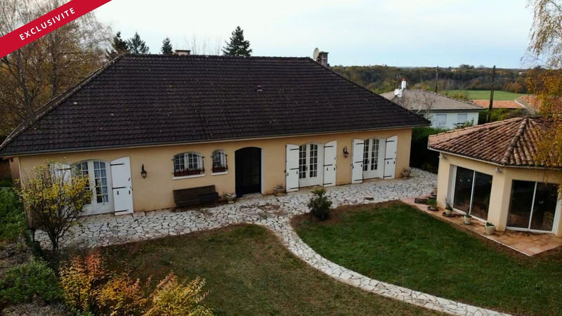 Maison - 141 m² - 7 pièces