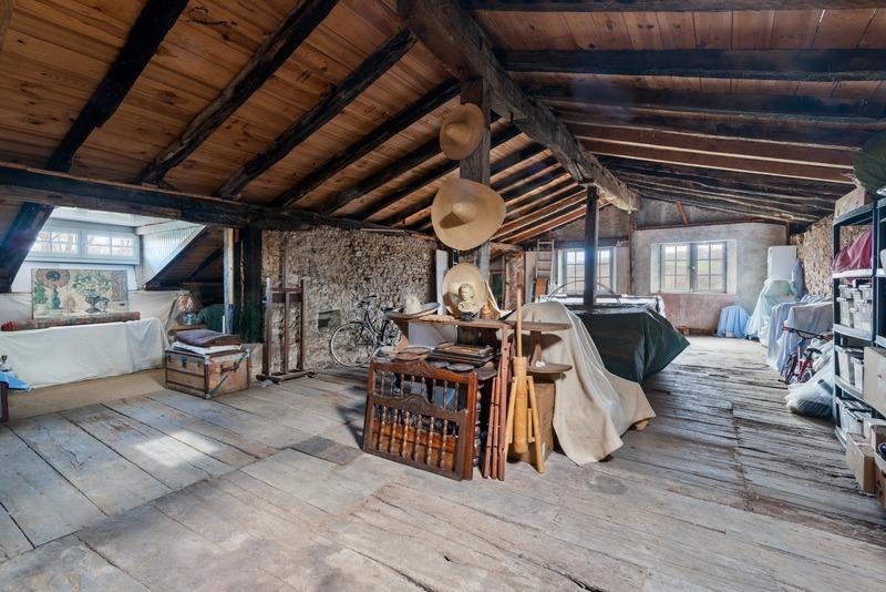 Maison - 650 m² - 14 pièces