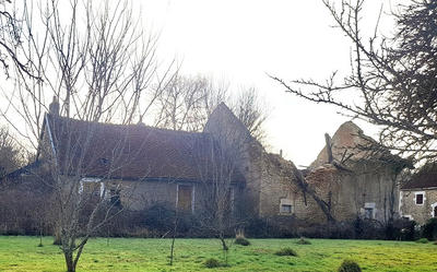 Maison - 2 000 m² - 1 pièce