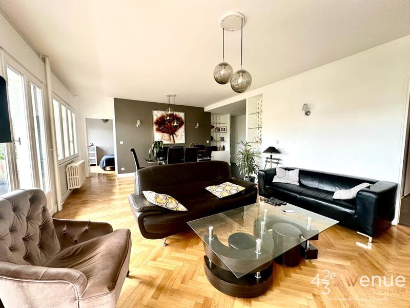 Appartement - 107 m² - 4 pièces