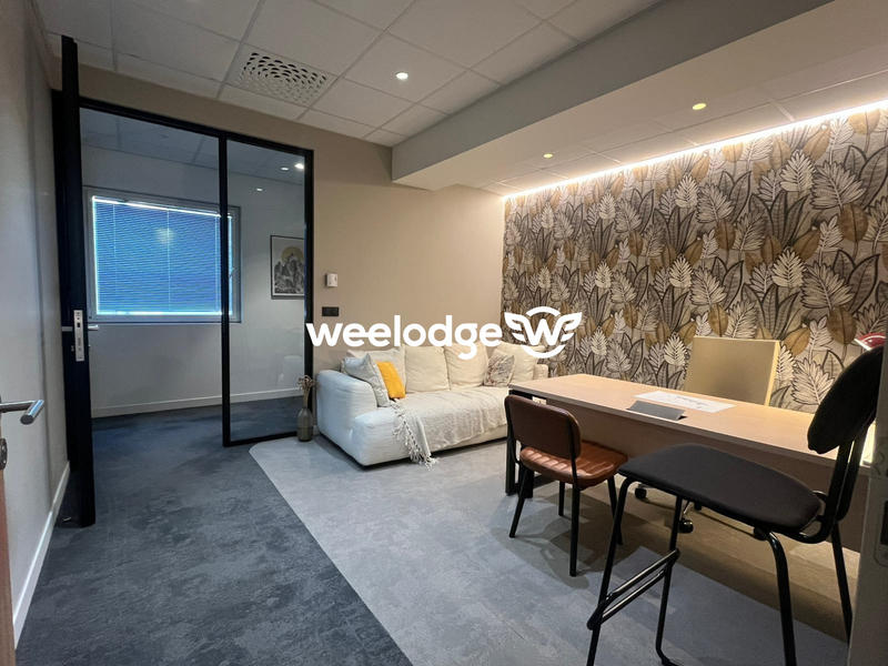 Bureau - 67 m² - 3 pièces