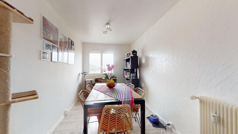 Appartement - 77 m² - 4 pièces