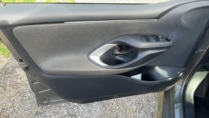 Toyota Yaris IV 1.5 VVTi 116 Hybride E-Cvt Design - Automatique