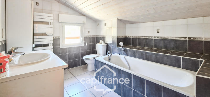 Maison - 108 m² - 5 pièces