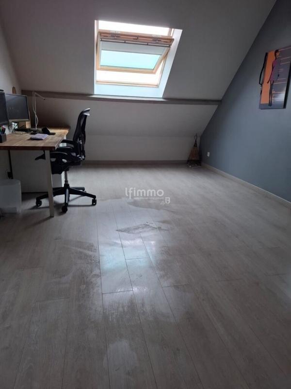 Maison - 177 m² - 9 pièces