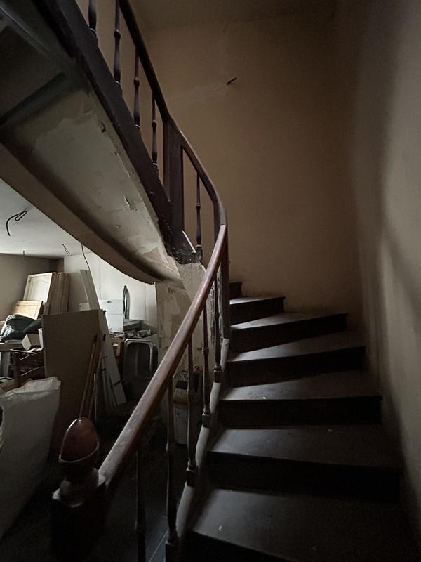 Maison traditionnelle - 150 m² - 9 pièces