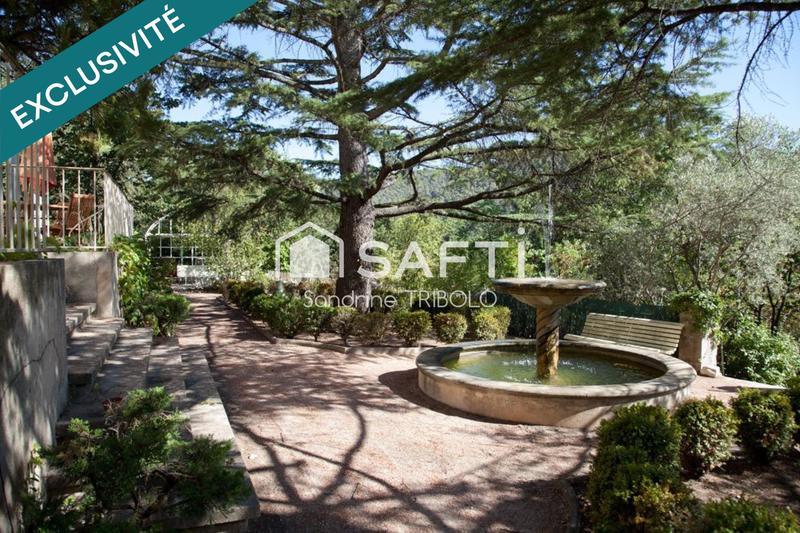 Maison - 205 m² - 8 pièces