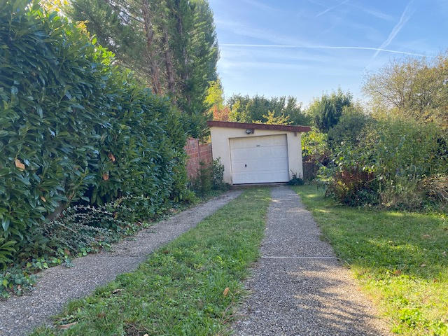 Maison - 216 m² - 7 pièces