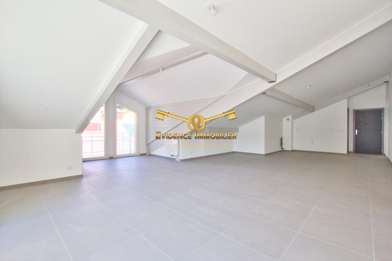 Appartement - 128 m² - 5 pièces