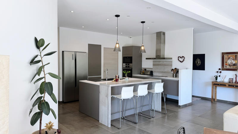 Maison - 128 m² - 5 pièces