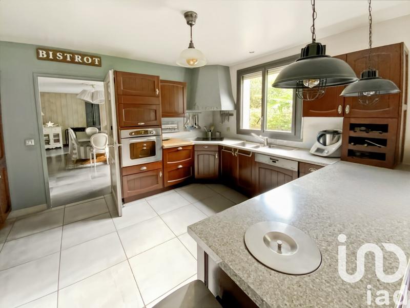 Maison - 185 m² - 7 pièces