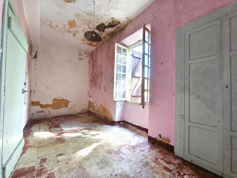 Maison - 180 m² - 6 pièces