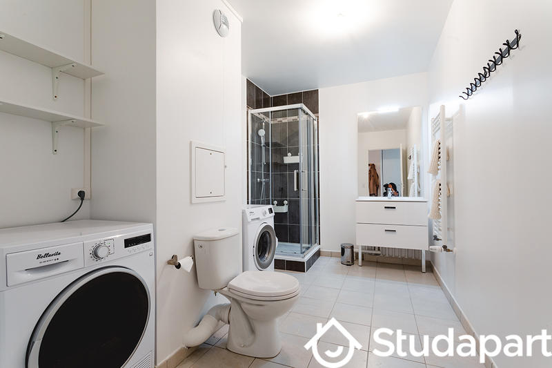 Chambre - 10 m² - 1 pièce