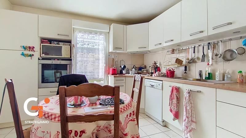 Appartement - 92 m² - 5 pièces